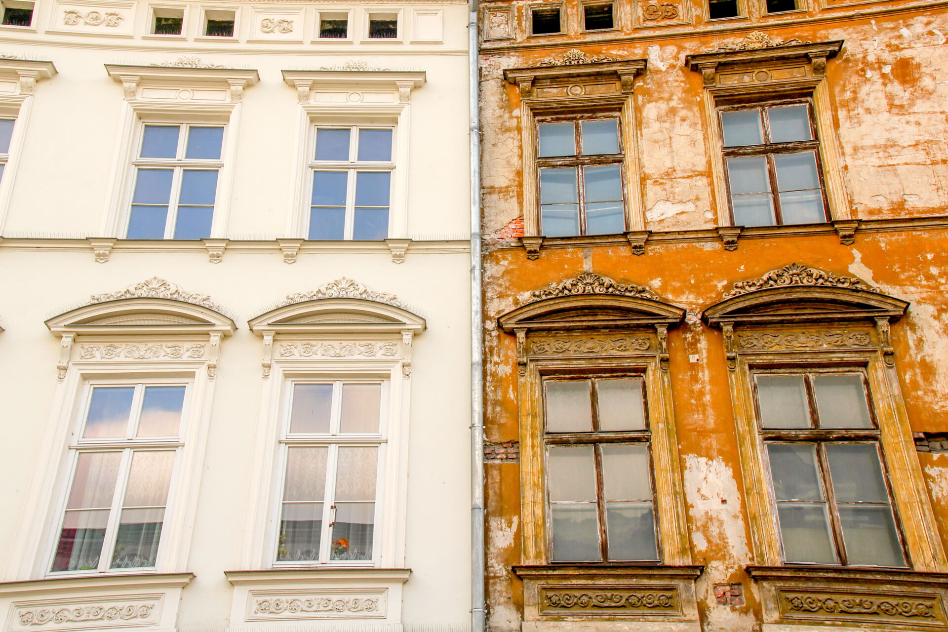 Komplette Gebäudesanierung an einem Wohnhaus in Berlin
